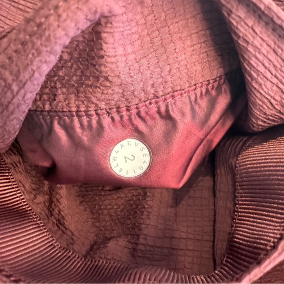 Lululemon reversible jacket - Picture 6 of 7
